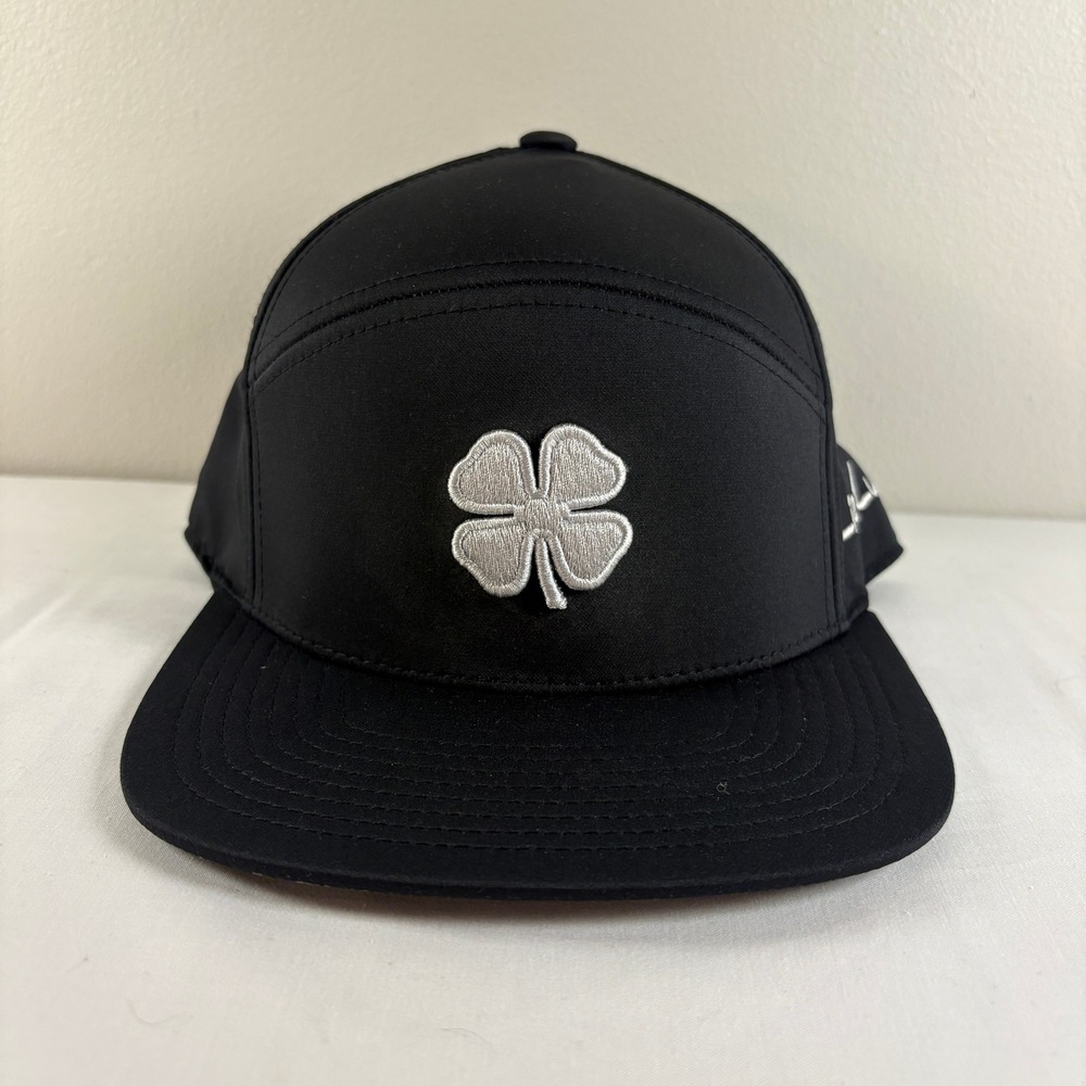 Black Clover Live Lucky Golf Hat Mens Snapback Black Silver Performance Cap Flat